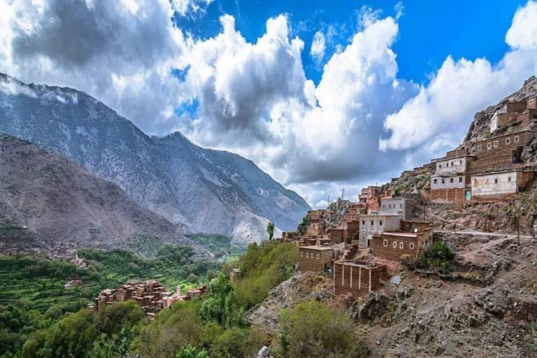 Imlil-Valley-from-Marrakech-to-Atlas-mountains-day-trip-900x600 (1)